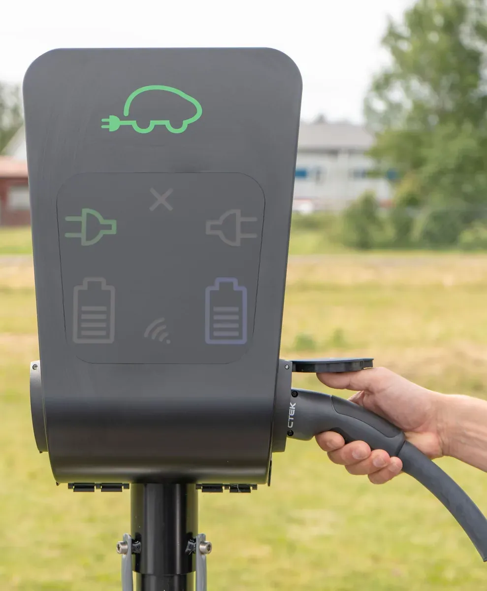 CTEK CHARGESTORM CONNECTED 2